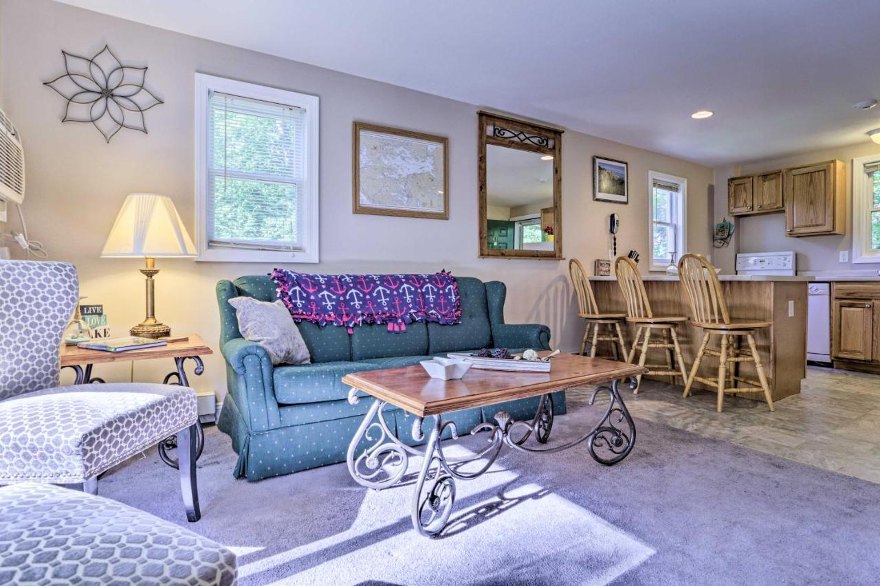 Apartment Getaway Walk Across Street To Private Beach!