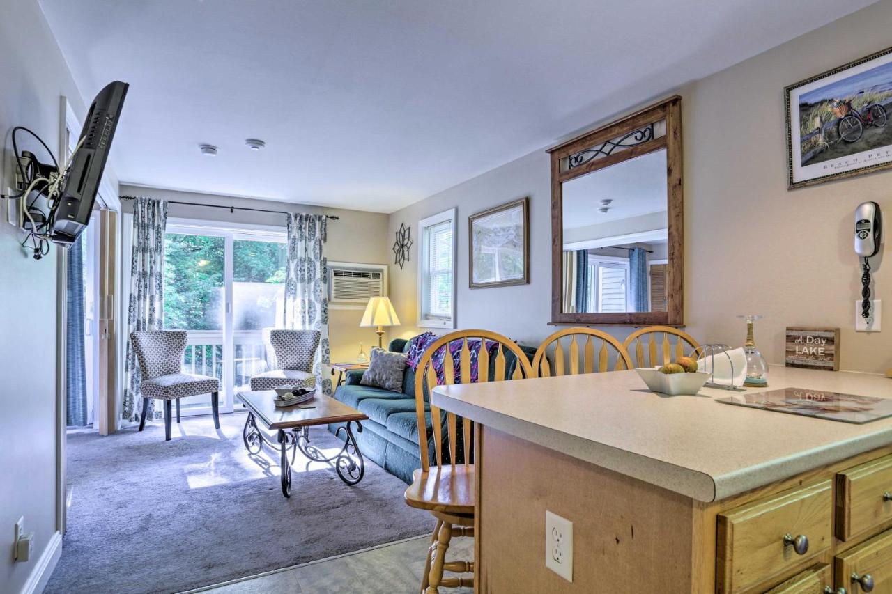 Apartment Getaway Walk Across Street To Private Beach! Gilford