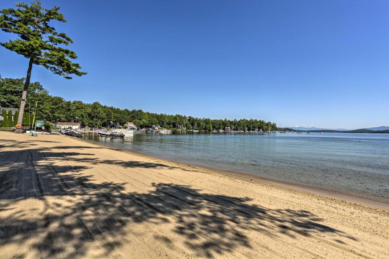 Apartment Getaway Walk Across Street To Private Beach!